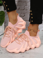 Elastische Schnür-Sneaker in Übergröße